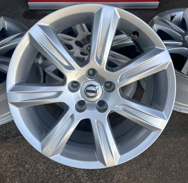 lättmetallfälgar Volvo Original