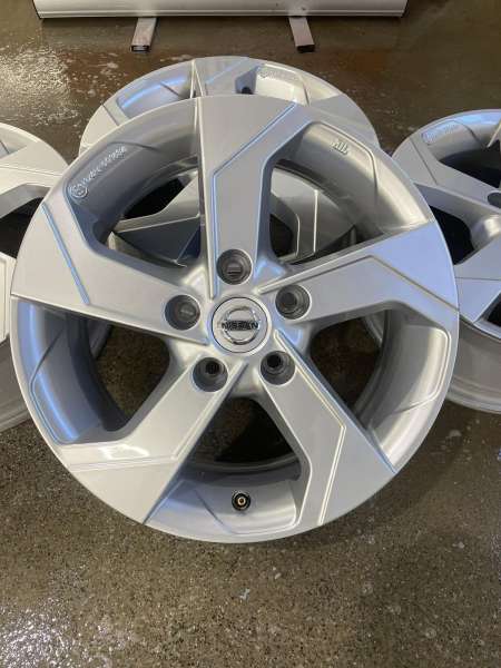 lättmetallfälgar Nissan Originaal